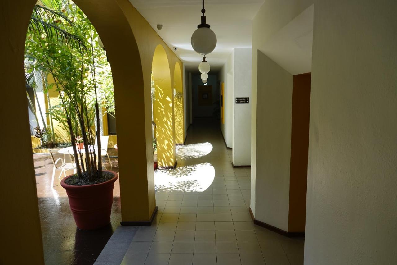 Hotel America Коліма Екстер'єр фото